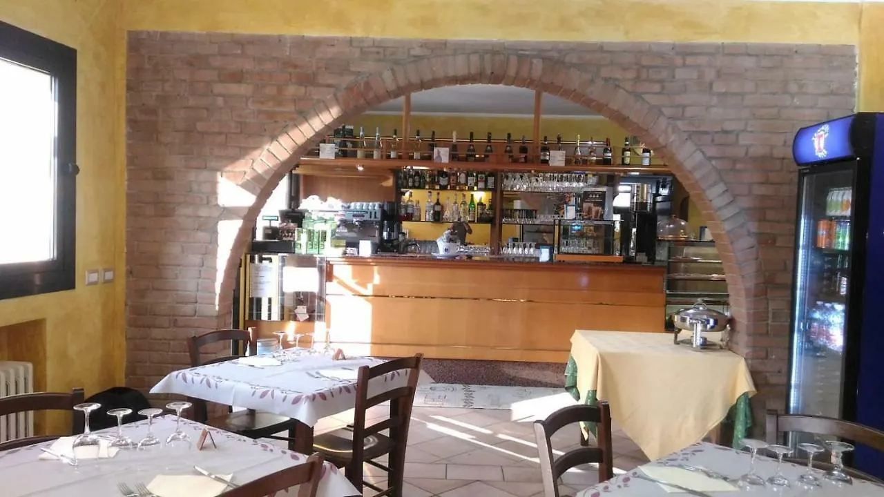 Hotel Garden Altedo