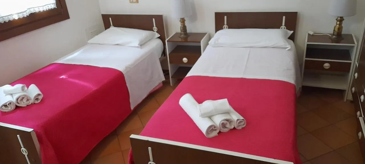 **  Hotel Garden Altedo Italia
